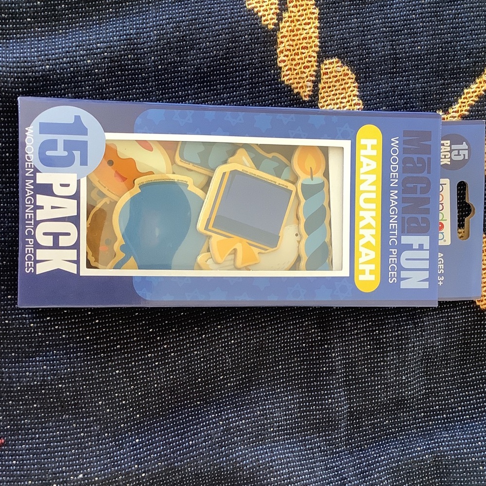Hanukkah Wooden Magnetic Pieces Set - Blue and Yellow